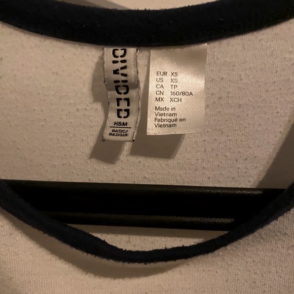 🕊Cropped Basic Tee🕊 - Picture 5 of 5